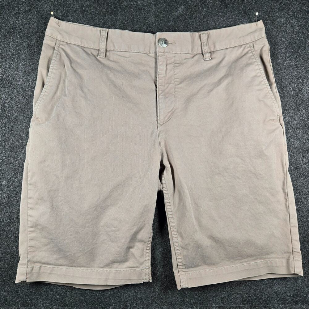Even Tide Shorts Men's Size 32 Khaki 9" inseam Coastal Beachy Vacation Travel